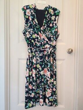 Tommy Hilfiger Floral Faux Wrap Fit & Flare Dress Size 18 ⭐